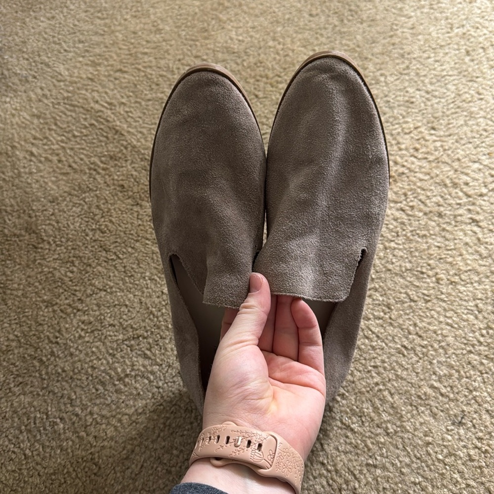 Casual shoes